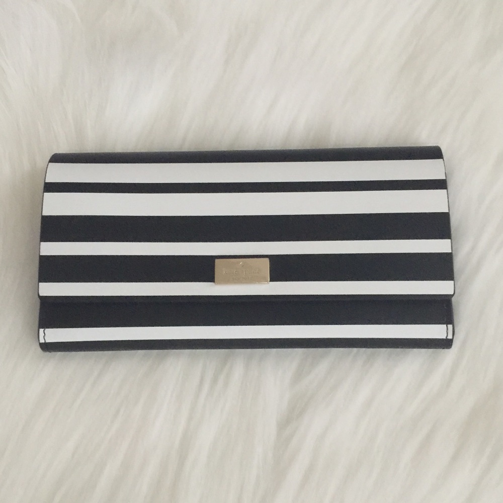 ♠️kate spade PIM Putnam Black/White Leather Wallet